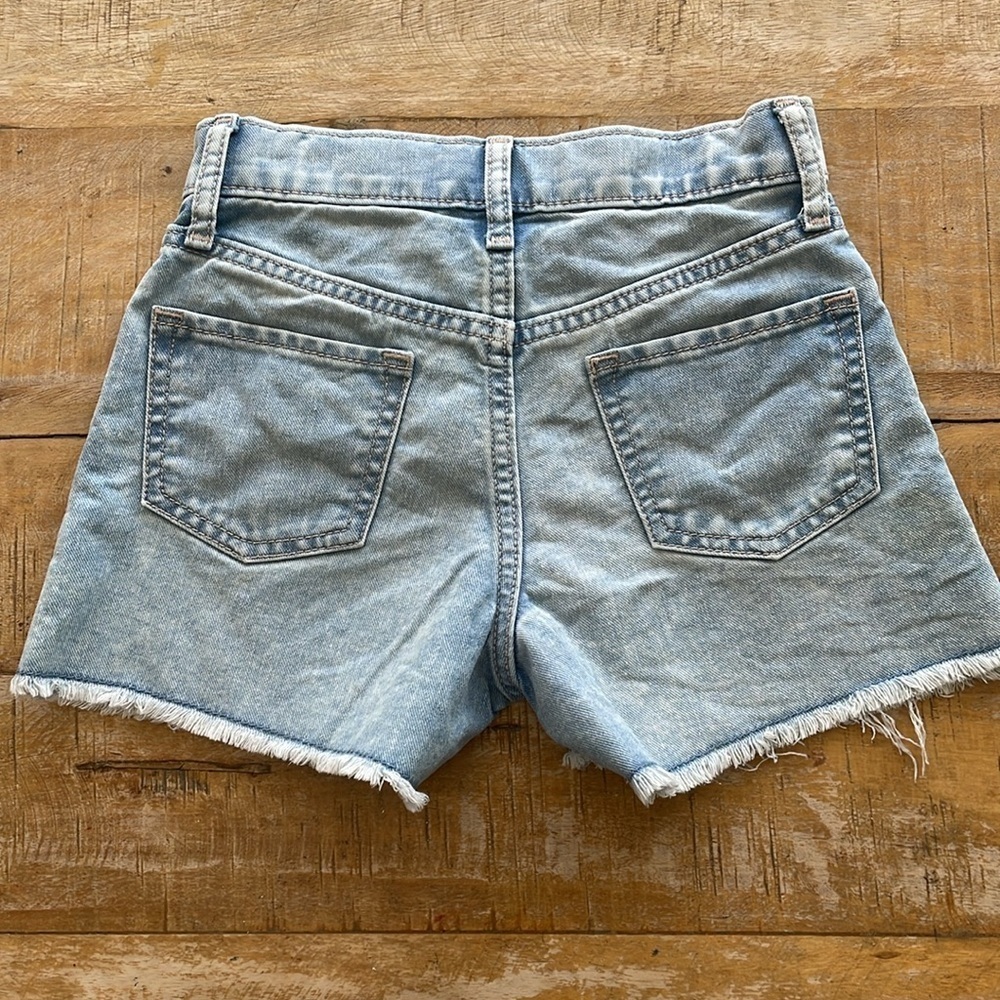 Old Navy Denim Shorts size 7 - Picture 3 of 6